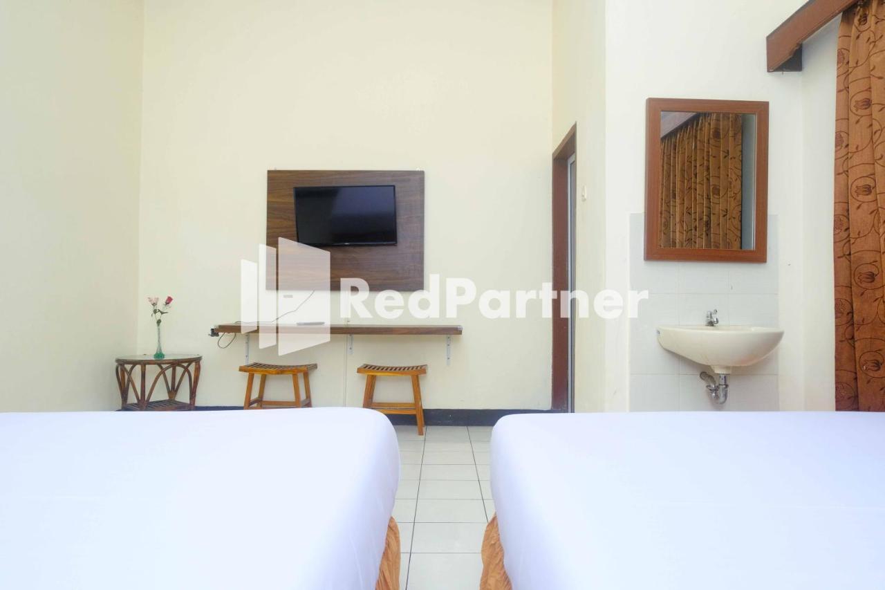 Hotel Transit 1 Makassar Redpartner Exterior foto