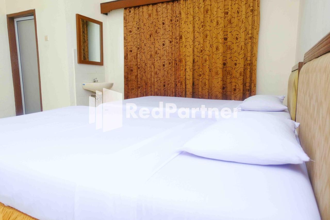 Hotel Transit 1 Makassar Redpartner Exterior foto